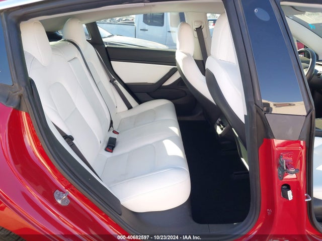 Tesla 2018 2018 5YJ3E1EB8JF112000 Image 8