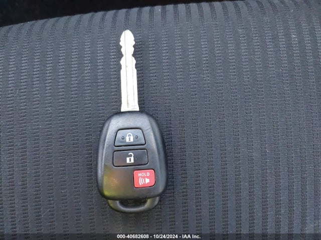 Toyota RAV4 LE 2014 2T3BFREV6EW138189 Image 11