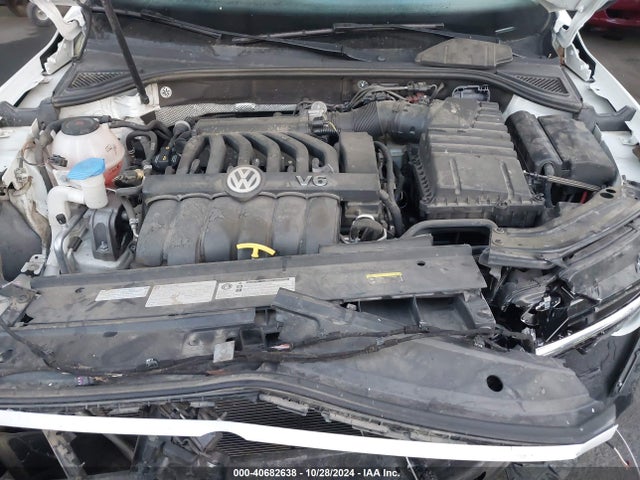 1VWCM7A38JC009996 Volkswagen Passat 3.6l V6 Sel Premium