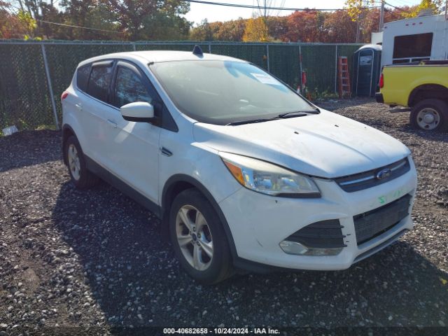 1FMCU9GXXEUC01232 Ford ESCAPE SE