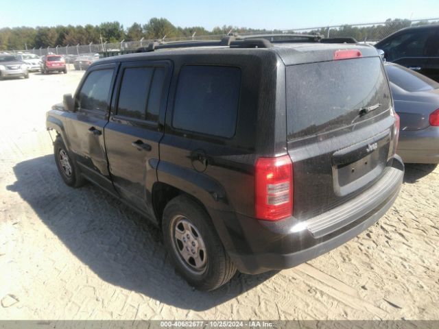 1C4NJPBBXFD398250 Jeep Patriot Sport