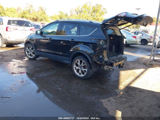 1FMCU9J99EUA98010 Ford Escape Titanium