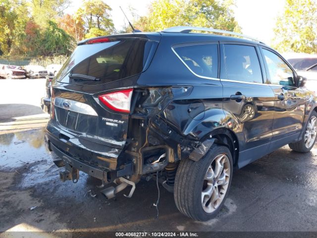 1FMCU9J99EUA98010 Ford Escape Titanium