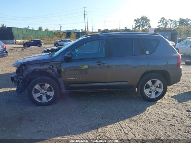 1C4NJDEBXGD791919 Jeep Compass Latitude