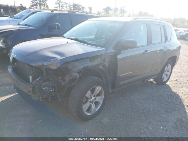 1C4NJDEBXGD791919 Jeep Compass Latitude