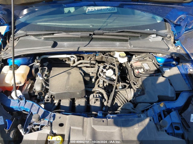 Ford FOCUS SE 2018 1FADP3F23JL208872 Image 10