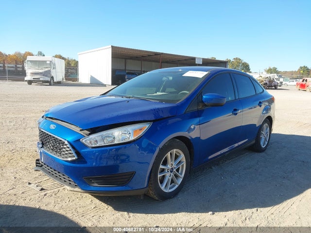Ford FOCUS SE 2018 1FADP3F23JL208872 Image 2