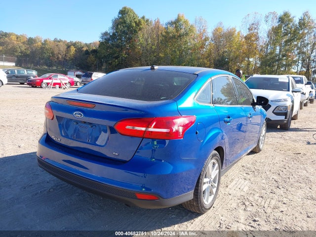Ford FOCUS SE 2018 1FADP3F23JL208872 Image 4