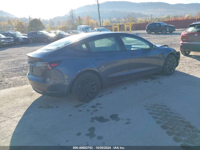 2023 TESLA MODEL 3 5YJ3E1EA9PF404061 Photo 3
