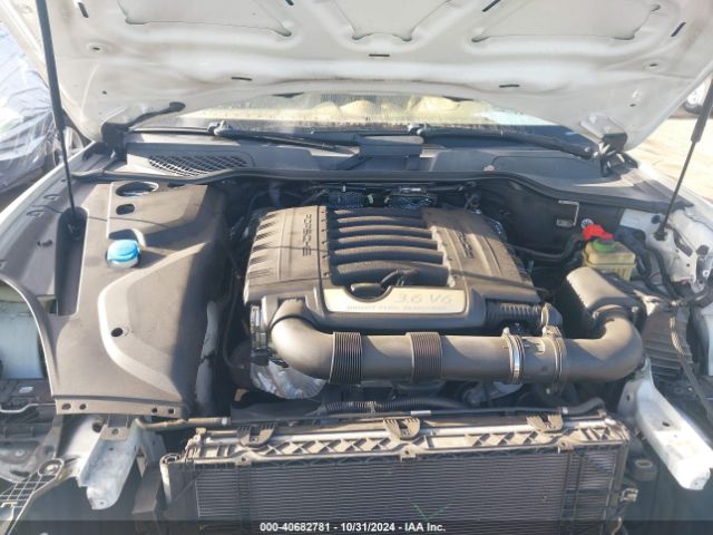 2016 PORSCHE CAYENNE WP1AA2A24GLA10048 Photo 9