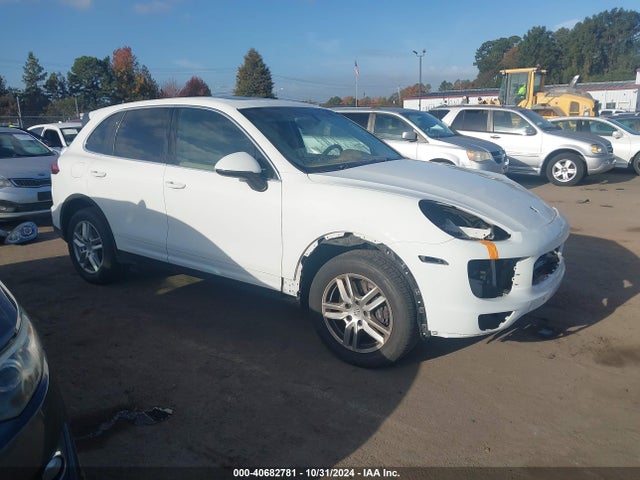 Porsche Cayenne 2016 WP1AA2A24GLA10048 Image 14
