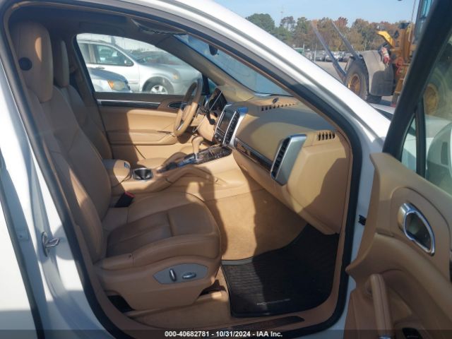 2016 PORSCHE CAYENNE WP1AA2A24GLA10048 Photo 4