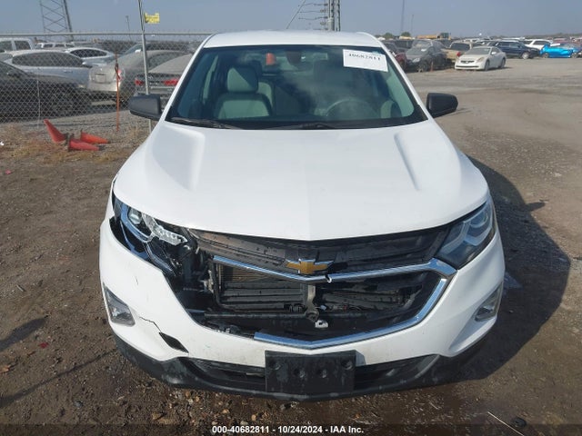 Chevrolet EQUINOX LS 2018 3GNAXHEV3JL117098 Image 12