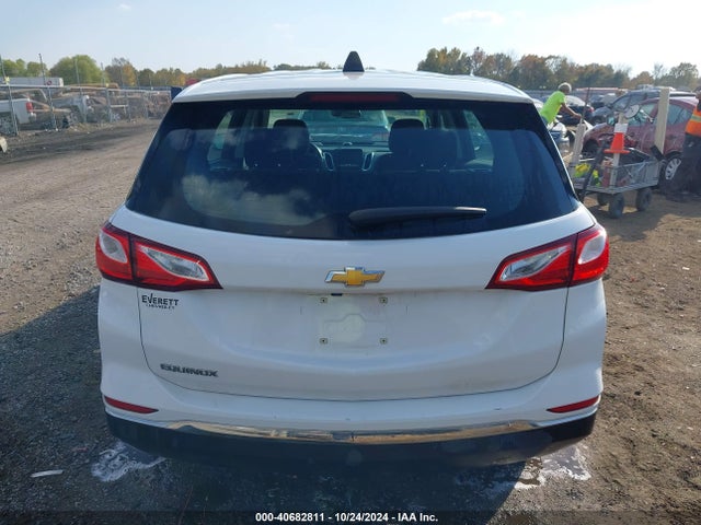 Chevrolet EQUINOX LS 2018 3GNAXHEV3JL117098 Image 16