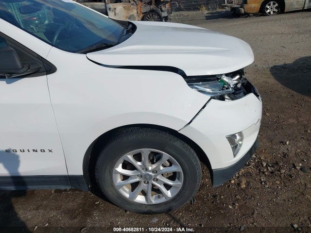 Chevrolet EQUINOX LS 2018 3GNAXHEV3JL117098 Image 17