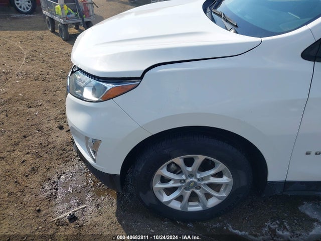 Chevrolet EQUINOX LS 2018 3GNAXHEV3JL117098 Image 18