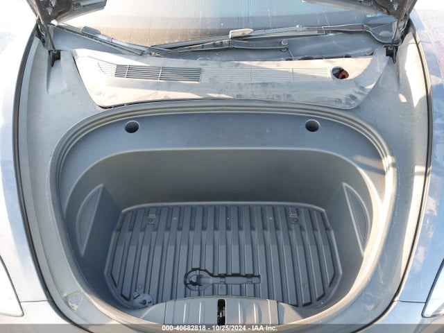 2023 TESLA MODEL 3 5YJ3E1EA4PF649740 Photo 9