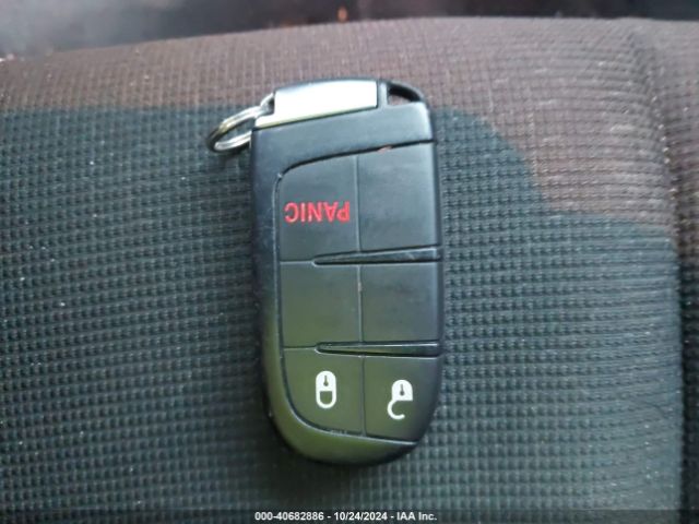 1C4RDJAG7EC562299 Dodge Durango Sxt