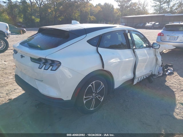 Ford Mustang Mach-e Select 2022 3FMTK1RM2NMA62115 Image 4