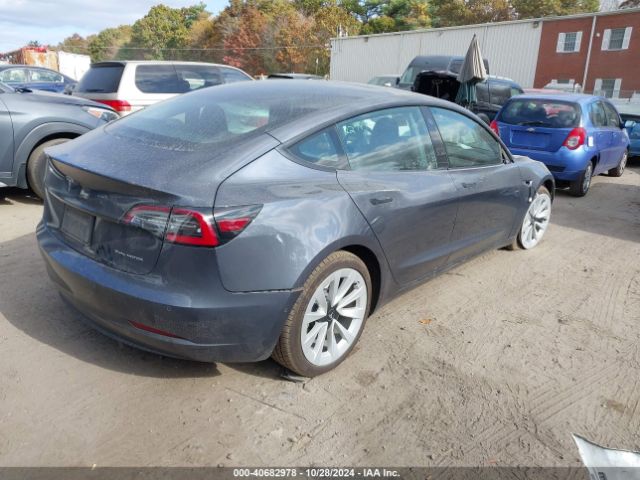 2022 TESLA MODEL 3 5YJ3E1EB6NF258630 Photo 3