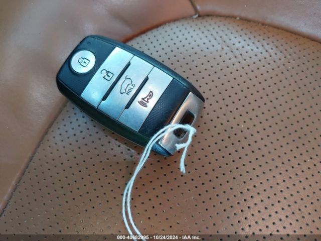 KNDJX3A59G7354953 KIA Soul !