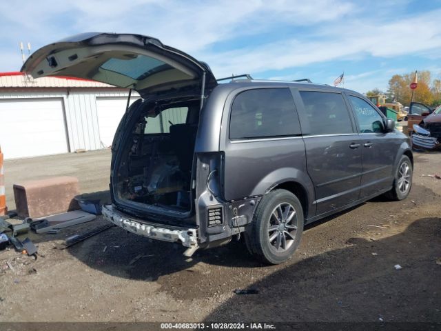 2C4RDGCG2HR711035 Dodge Grand Caravan Sxt