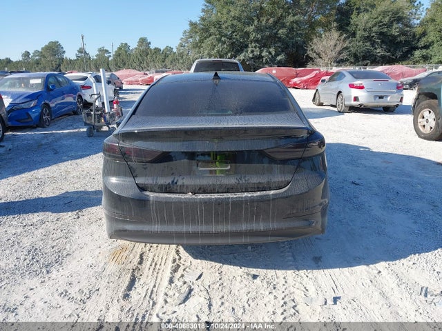 Hyundai ELANTRA SE 2017 5NPD74LF9HH083835 Image 16