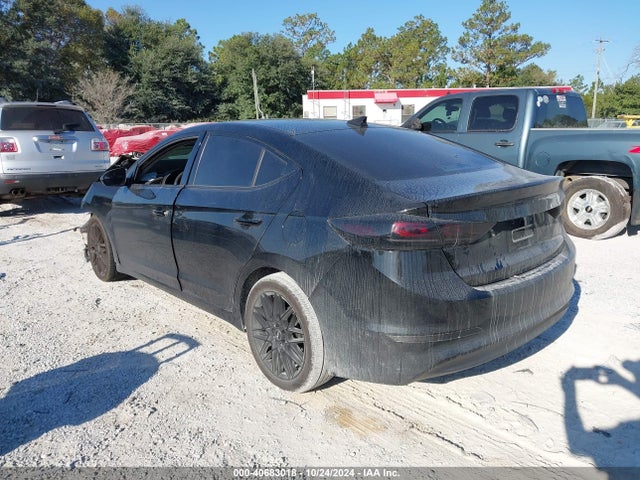 Hyundai ELANTRA SE 2017 5NPD74LF9HH083835 Image 3