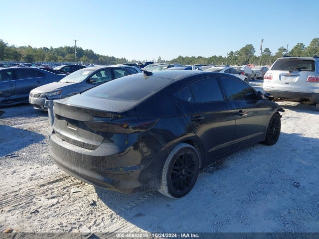 Hyundai ELANTRA SE 2017 5NPD74LF9HH083835 Image 4