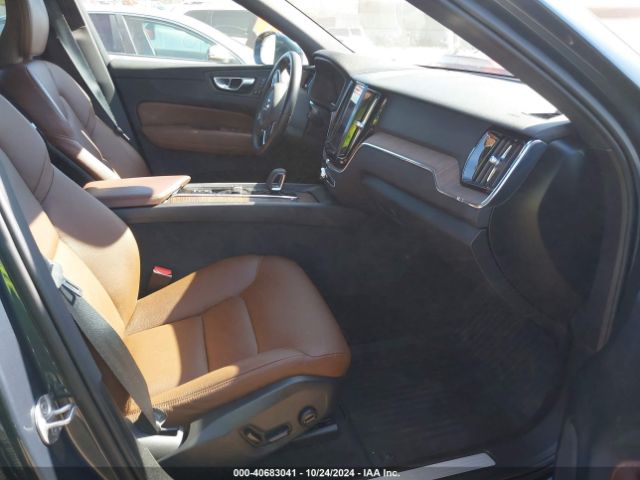 YV4L12DK8N1034249 Volvo Xc60 B5 Momentum