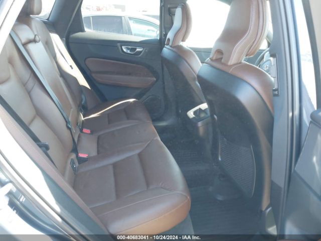 YV4L12DK8N1034249 Volvo Xc60 B5 Momentum