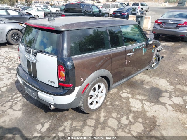 2009 MINI COOPER CLUBMAN WMWML33599TX33061 Photo 3