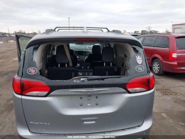 2C4RC1EG5HR705453 Chrysler Pacifica Touring-l Plus