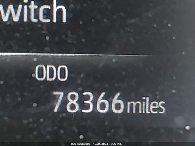 5TDFZRAH2NS123988 Toyota Highlander Platinum