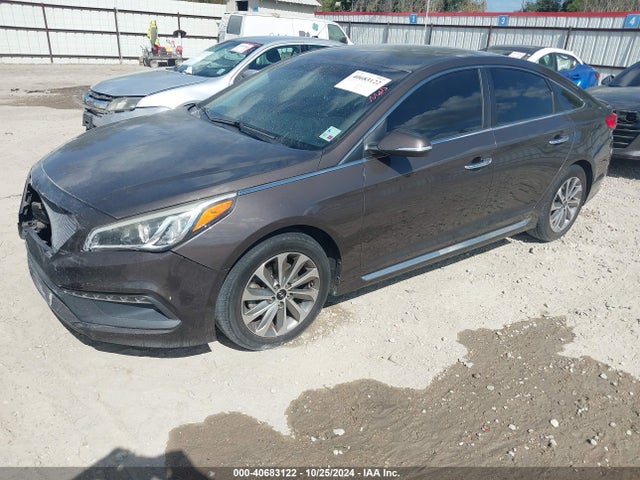 Hyundai Sonata Sport 2016 5NPE34AF9GH329512 Image 2