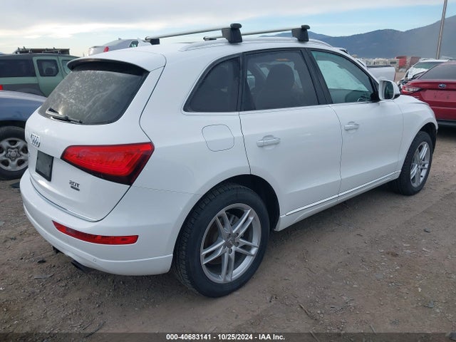 Audi Q5 2.0t Premium 2017 WA1C2AFPXHA078027 Image 4