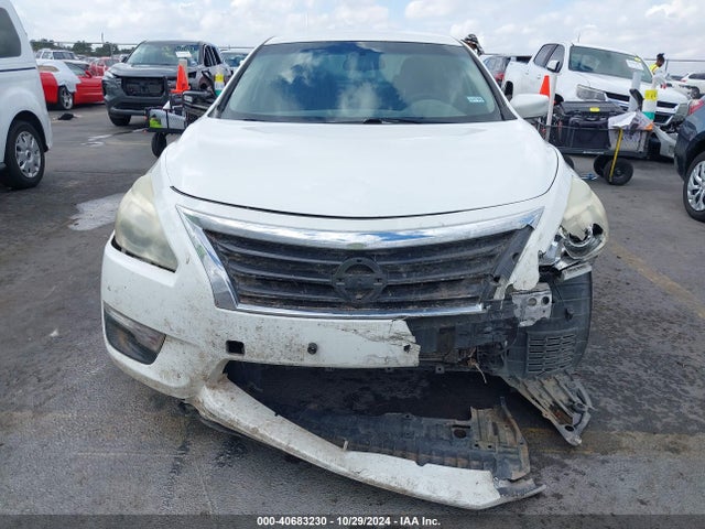 Nissan Altima 2.5 S 2015 1N4AL3AP8FC287898 Image 6