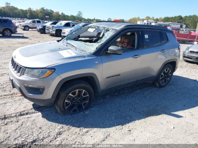 3C4NJDDBXKT649851 Jeep Compass Trailhawk 4x4