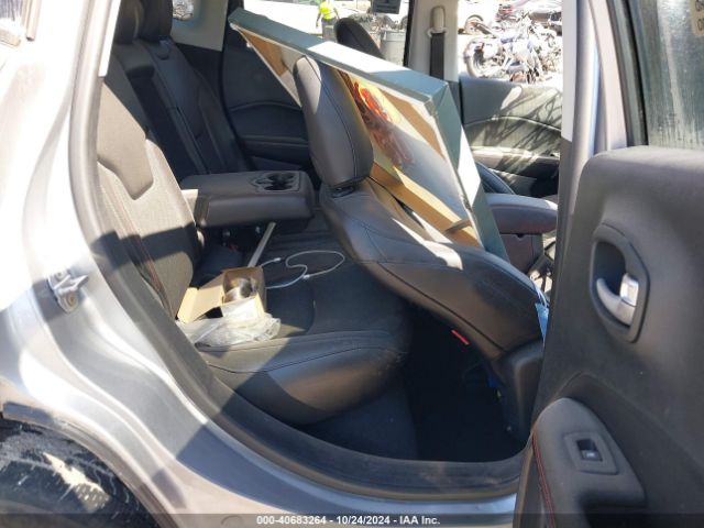 3C4NJDDBXKT649851 Jeep Compass Trailhawk 4x4