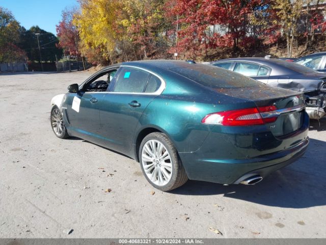 2012 JAGUAR XF SAJWA0HB4CLS54165 Photo 2