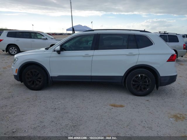 3VV3B7AX2KM031263 Volkswagen Tiguan 2.0t Se/2.0t Sel/2.0t Sel R-line/2.0t Sel R-line Black