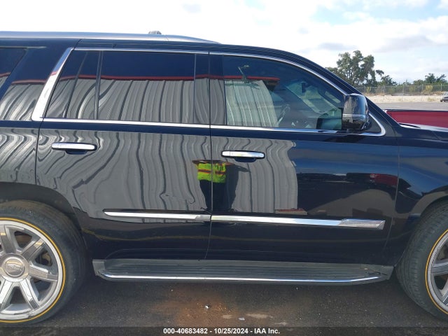 Cadillac Escalade Luxury Collection 2016 1GYS4BKJ0GR160958 Image 12