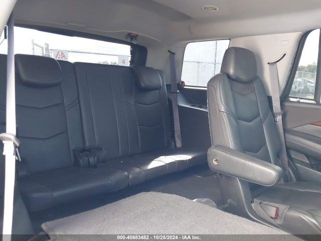 1GYS4BKJ0GR160958 Cadillac Escalade Luxury Collection