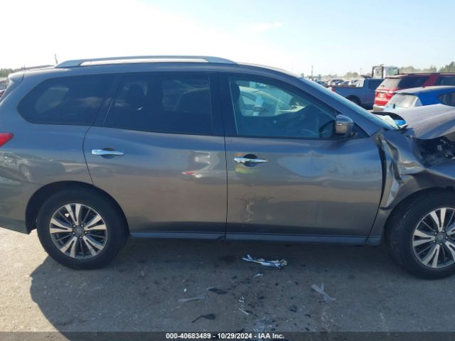 5N1DR2MN8HC656459 Nissan Pathfinder Sv