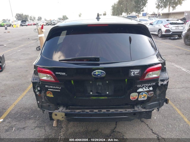Subaru Outback 2.5i Premium 2018 4S4BSACC6J3200827 Image 17