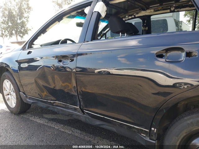 Subaru Outback 2.5i Premium 2018 4S4BSACC6J3200827 Image 6