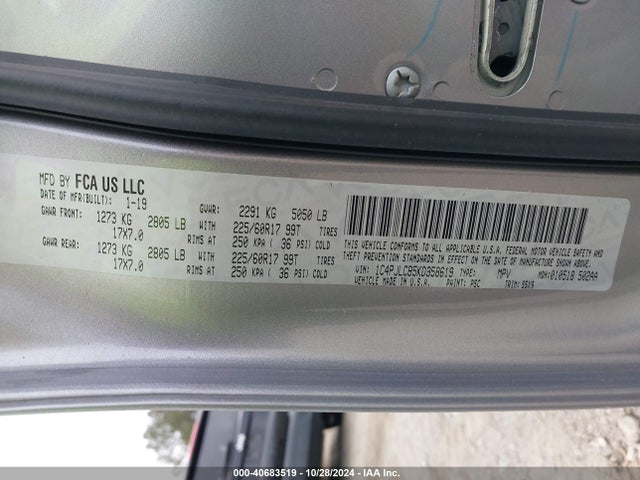 1C4PJLCB5KD358619 Jeep Cherokee Latitude Fwd