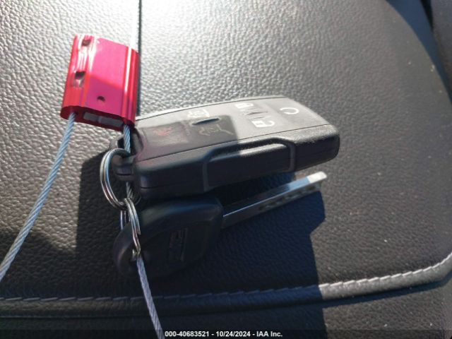 1GKS2AKC7KR400527 GMC YUKON SLE