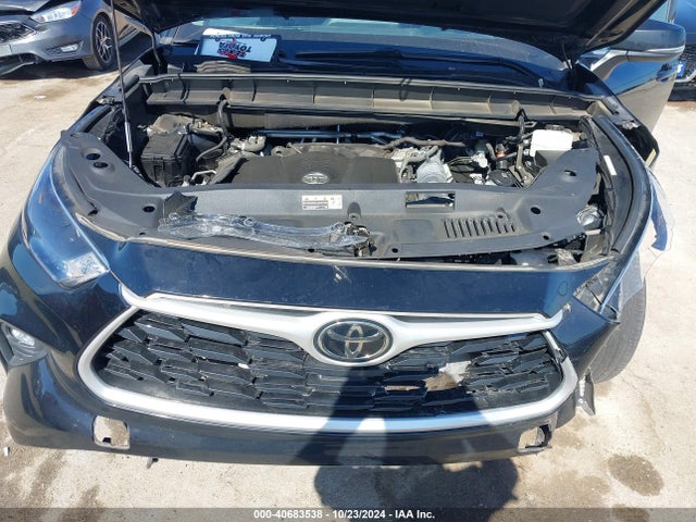 Toyota Highlander Xle 2022 5TDGZRAH2NS545084 Image 10
