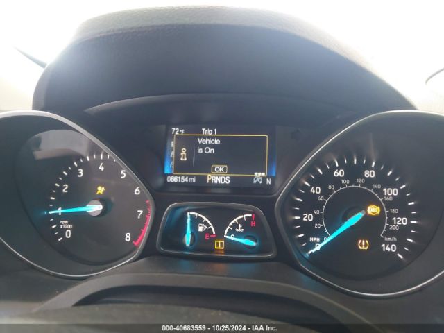 1FMCU9GDXJUC57851 Ford ESCAPE SE